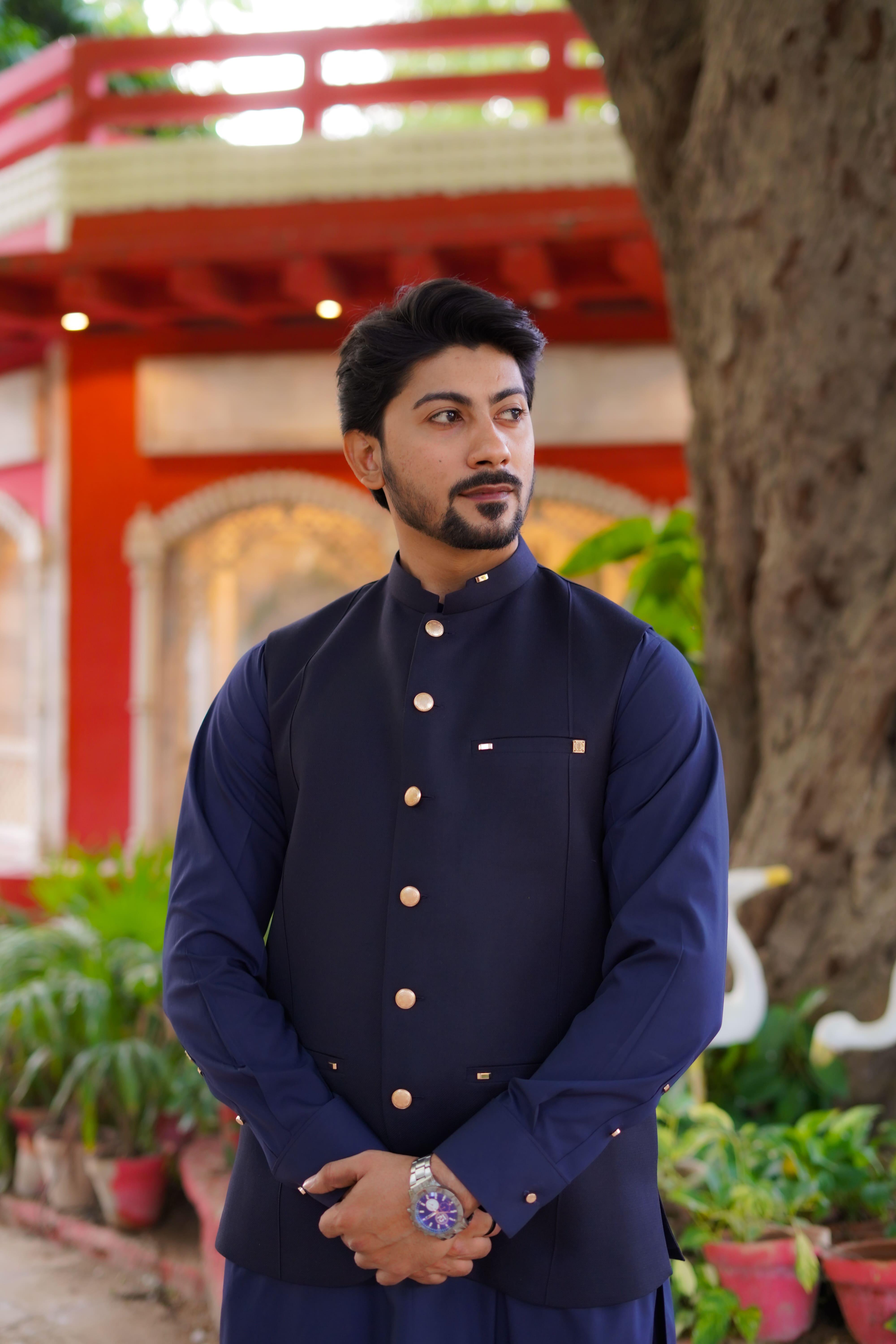 Design Pintex With Gold Metal Accessories